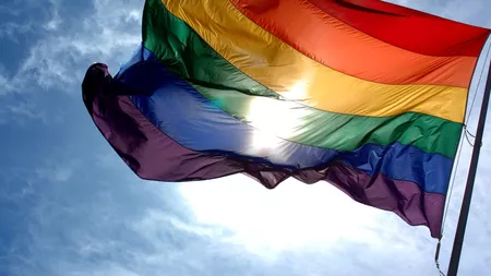 Ce înseamnă LGBTQIA+? Află care este semnificația acronimului