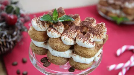 Tiramisu cu 250 g mascarpone și frișcă. Cum să pregătești un desert clasic italian la tine acasă