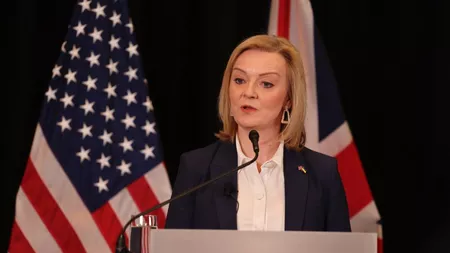 Premierul britanic, Liz Truss: 