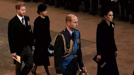 Prințul Harry, permisiune specială din partea Palatului Buckingham. Acesta va avea voie să poarte uniforma militară la înmormântare