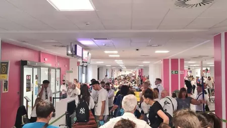 Revoltă şi haos pe aeroportul Otopeni. Oamenii protestează: „Bătaia de joc a Blue Air la adresa românilor