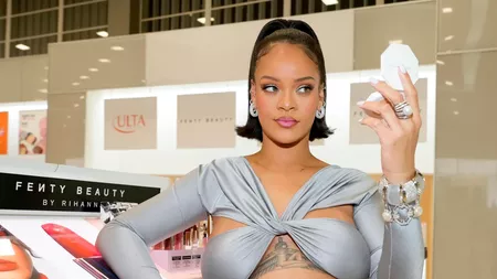 Rihanna, într-o nouă ținută de infarct. Cum au surprins-o paparazzi - Foto