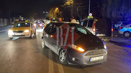 Accident rutier grav pe strada Tudor Neculai. O femeie a rămas blocată într-un autoturism după impact - EXCLUSIV, FOTO, VIDEO