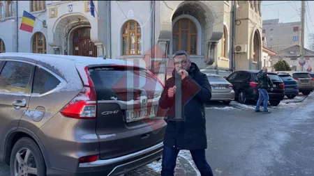 Ciprian Grosu, primarul comunei Rediu, a fost audiat de procurori! Ce a declarat despre flagrantul în care a fost prinsă inspectoarea Petronela Susan – FOTO/VIDEO
