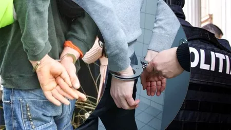 Trei tineri au fost arestați pentru tâlhărie. Au luat un telefon și câteva sute de lei – FOTO