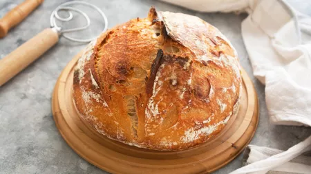 Pâine de casă după rețeta simplă. Tot ce trebuie să știi pentru a obține o pâine pufoasă și gustoasă