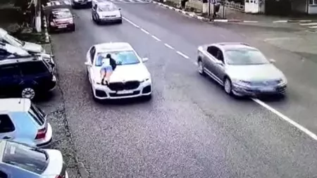 Și-a prins soțul cu altă femeie, în mașină! Ce a făcut tânăra din Găești!