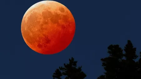 Ce înseamnă luna roșie? Când are loc manifestarea acestui fenomen?