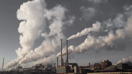 România trebuie să cheltuie 20 de miliarde de euro pentru emisii zero de CO2