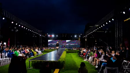 Află programul complet al defilărilor de modă din grădina Palas! Romanian Fashion Week are loc în acest weekend