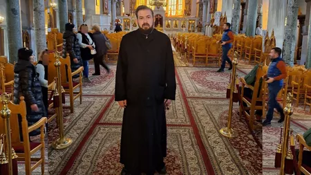 Toți enoriașii ar vrea un astfel de preot! Iată ce face acest paroh din Iași, de fiecare dată, după Sfânta Liturghie! – FOTO