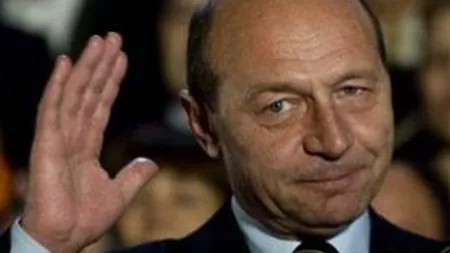 Băsescu pune punctul pe i pe tema măririi pensiilor: „Vine o pisicuță căreia i-a dat tata televizor ca să îmi explice”