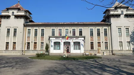 Primăria Municipiului Iași mai cheltuie 1.500.000 de lei pentru lucrările de la Colegiul Pedagogic „Vasile Lupu”. Două licitații au fost lansate