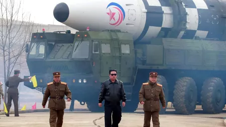 Armata lui Kim Jong Un a fost la un pas să îşi distrugă capitala. O rachetă balistică rătăcită ar fi căzut lângă Phenian
