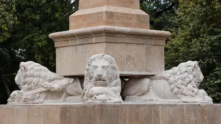 Patru plăci comemorative vor fi montate în Parcul Copou! Primăria Iași a cheltuit peste 136.000 de lei