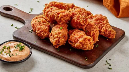 Rețeta pentru aripi de pui crispy! Gustul crocant care cucerește toate gusturile!
