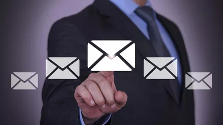 Email sau e-mail, care este diferența? Iată cum se scrie corect!