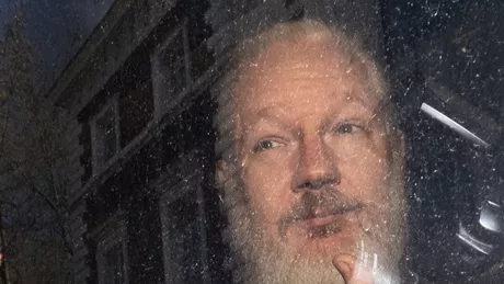 Julian Assange cel care a fondat WikiLeaks va putea fi extrădat în SUA Judecătorii au dat verdictul de ultimă oră