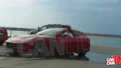 Incredibil Baietel de noua ani la volanul unui Ferrari - VIDEO
