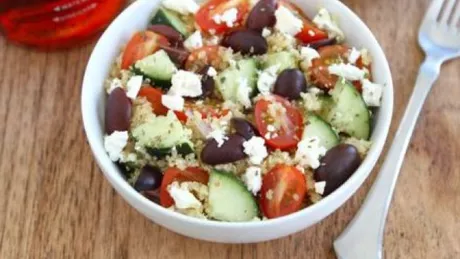Reteta de salata greceasca cu quinoa