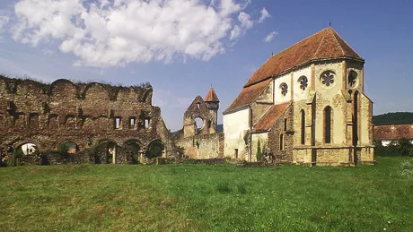 Abaţia Cisterciană de la Carta locul misterios din Transilvania