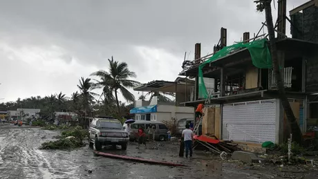 Taifun devastator în Filipine 17 morți și sute de mii de sinistrați - FOTO