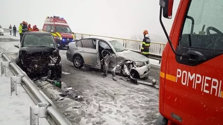 Accident rutier la Satu Mare. Trei persoane au ajuns la spital - FOTO