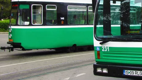 Autobuzele și tramvaiele circulă și în noaptea de Revelion la Iași