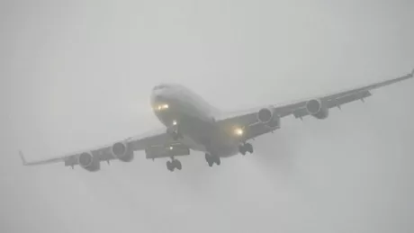 Ceaţă la Aeroportul Iaşi Mai multe zboruri au fost deviate către Suceava
