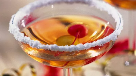 Cocktailuri pentru petrecerea dintre ani Martini