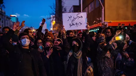 Autoritățile iraniene trag cu gloanțe de cauciuc împotriva protestatarilor din Teheran