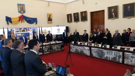 LIVE VIDEO A început şedinţa de Consiliu Local. Investiții în infrastructură discutate la Palatul Roznovanu - UPDATE