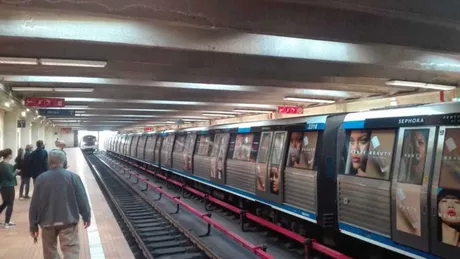 O femeie a fost agresată în metrou după ce a tușit