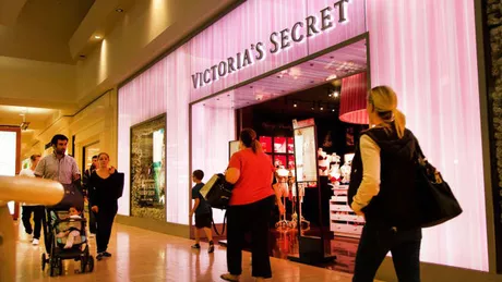 Pachetul majoritar Victorias Secret achiziționat de Sycamore Partners. Ce se va întâmpla cu celebrul brand