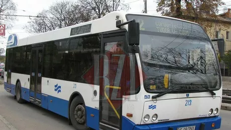 Două firme vor să schimbe parbrizele autobuzelor CTP cu 140.000 de euro
