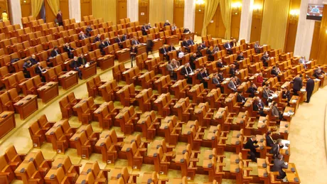 Votul pentru învestire nu se ține Ședința plenului Parlamentului a fost amânată din lipsă de cvorum