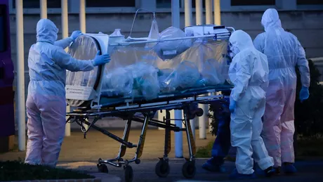 O asistenta din Italia care lucra cu bolnavi de coronavirus s-a sinucis. Urma sa afle daca are si ea boala