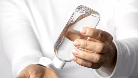 Cum sa faceti acasa gel de mâini hidroalcoolic reteta recomandata de OMS