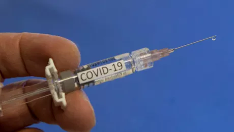 Testele clinice pentru vaccinul dezvoltat de Germania şi Statele Unite împotriva COVID-19 au început
