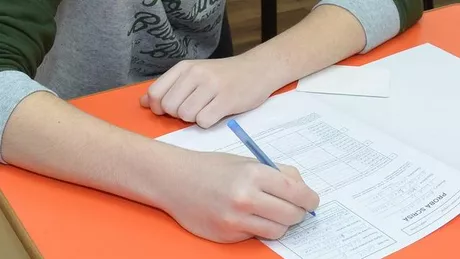 Evaluarea Națională 2020 programează o etapă specială 21 de absolvenți ai clasei a VIII-a din Iași susțin examenul național