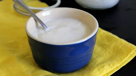 Cum se prepară iaurtul de casă