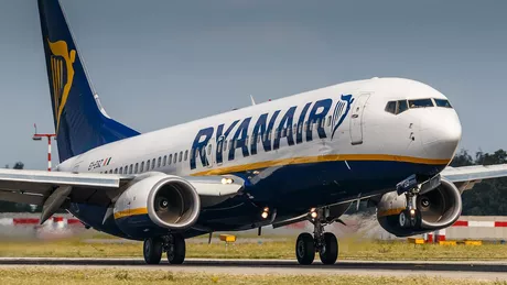 Ryanair reduce la 40 capacitatea de transport. Operatorul aerian cere un sistem de restricţii coordonat în UE