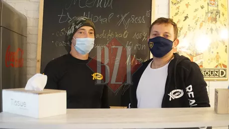 Doi frați din Iași au deschis o pizzerie în centru exact ca în Italia. Au făcut bani în străinătate dar acum stau cu sufletul la gură să nu piardă tot