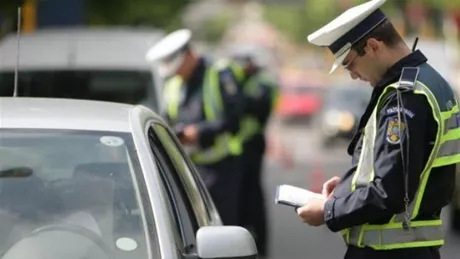 Polițiștii au făcut mai multe controale în trafic Mai mulți șoferi au fost sancționați iar unii dintre ei s-au ales cu dosare penale