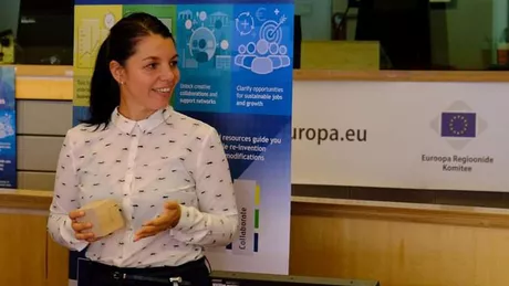Ea este cea mai tânără femeie fermier din Iași. A dezvoltat o afacere de succes cu produse apicole ecologice cu fonduri europene în valoare de peste 50.000 de euro