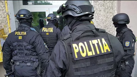 28 percheziţii domiciliare pe raza judeţului Botoşani. Polițiștii de frontieră ieșeni participă - FOTO VIDEO