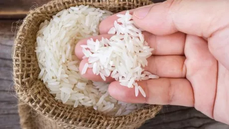 Cum să gătești orezul pentru a elimina arsenicul