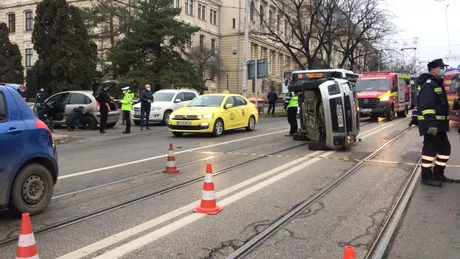 Accident rutier grav în Iași. O persoană a decedat după ce s-a răsturnat cu mașina. Prof. dr. Diana Cimpoeșu despre starea de sănătate a celuilalt pasager - EXCLUSIV - FOTO LIVE VIDEO