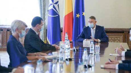 Liberalii băgați în ședință de Klaus Iohannis Puși de președinte să formeze Guvernul