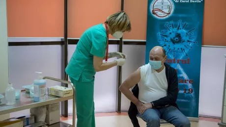 Traian Băsescu s-a vaccinat anti-COVID-19
